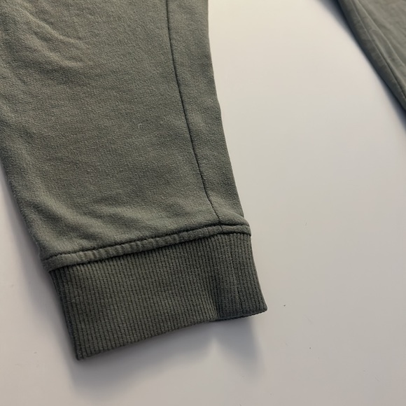 H & M cotton joggers. - Picture 3 of 6
